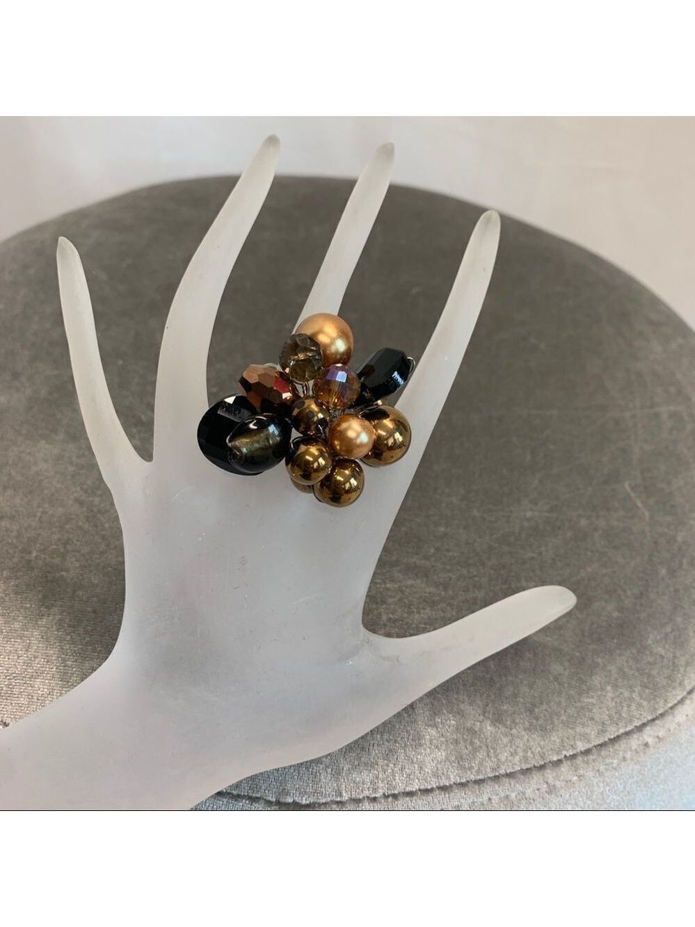 BEAUTIFUL beaded clustered costume jewellery ring black Brown bronze